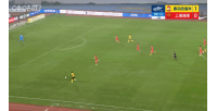 戴维森倒地铲射打穿颜骏凌小门！西海岸2-0海港！阿齐兹助攻双响